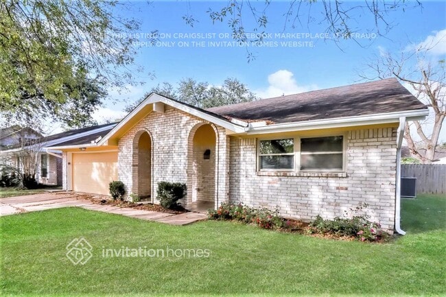 Photo - 2104 Yorktown Ct S