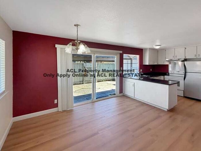 Photo - Spacious, Centrally Located 4 Bedroom 3 Bathroom Home