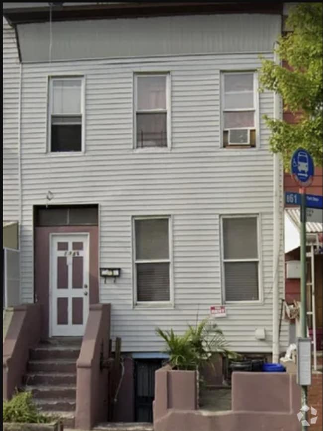 Building Photo - 138 9th St Unit 1 Rental