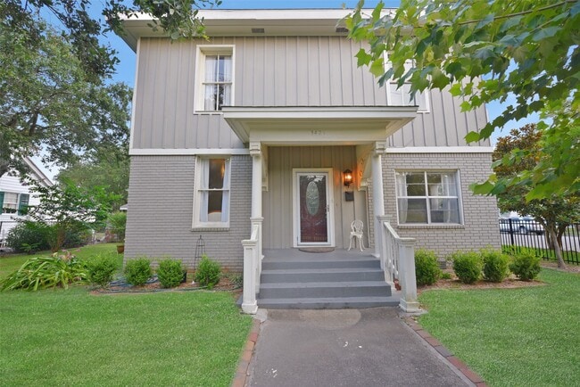 Building Photo - 3427 Avenue L