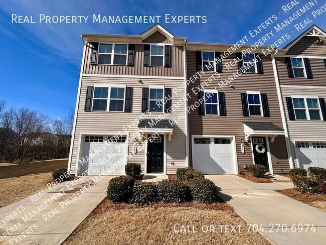 Charming 3BR/2BA townhouse in Charlotte - Charming 3BR/2BA townhouse in Charlotte