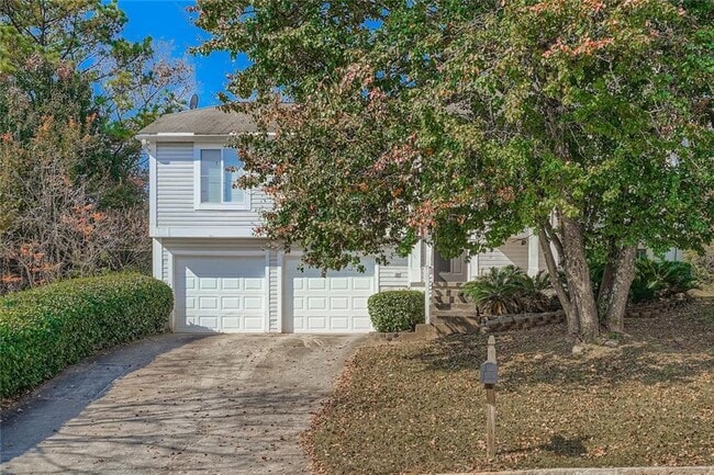 Building Photo - 6134 Raintree Bend