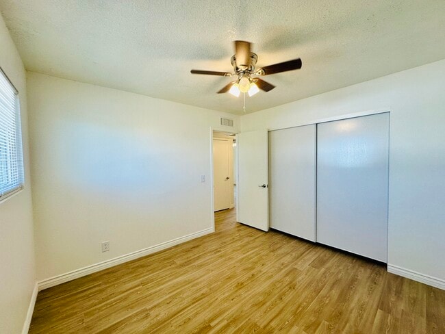 Photo - 4424 Bellevue Newly Renovated Apartments w...