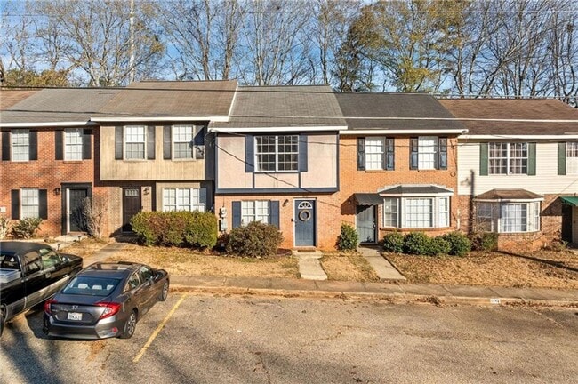 Building Photo - 1096 Chinook St