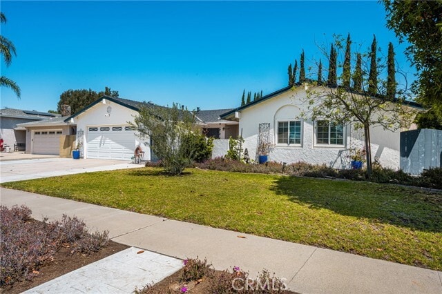 Photo - 2221 E Viking Ave