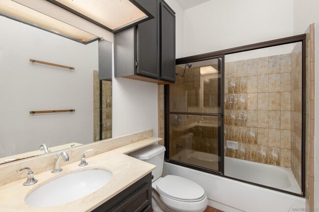 Photo - 8310 Regents Rd Unit 3A