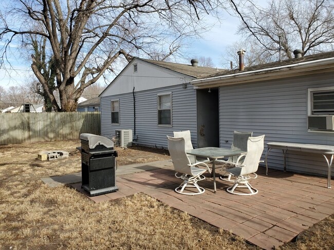 Photo - Immaculate 3BR home near parks and trails, eateries and quick highway access