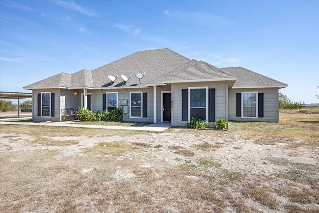 Photo - 102 Collett Ct