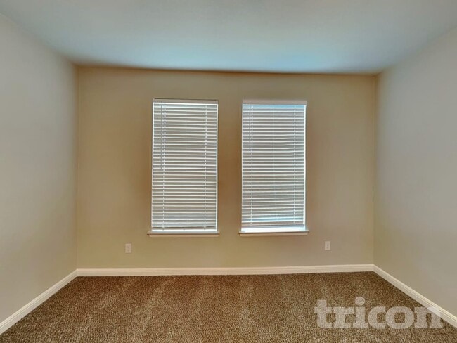 Photo - 162 Colter Dr
