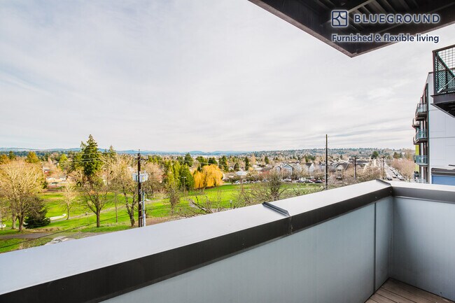 Photo - 4219 S Othello St Unidad FL6-ID787