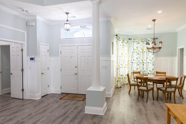 Photo - 9301 Verdin Ct