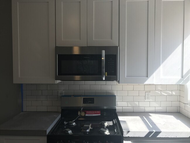 Photo - 1665-1667-1667 Greenway Ave Unit 1667 Greenway Avenue