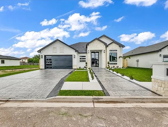 Photo - 5515 N Chula Vista St