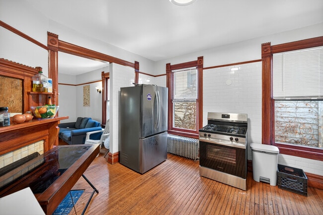 Photo - 1112 Garnett Pl