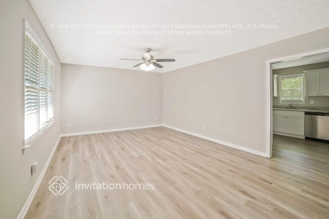 Photo - 444 Mephisto Cir