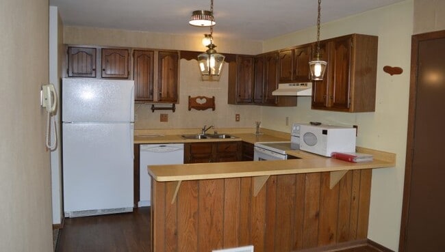 Photo - 1617 Grafton Rd