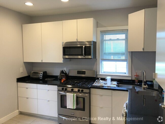 Building Photo - 275 Cypress St Unit 2 Rental