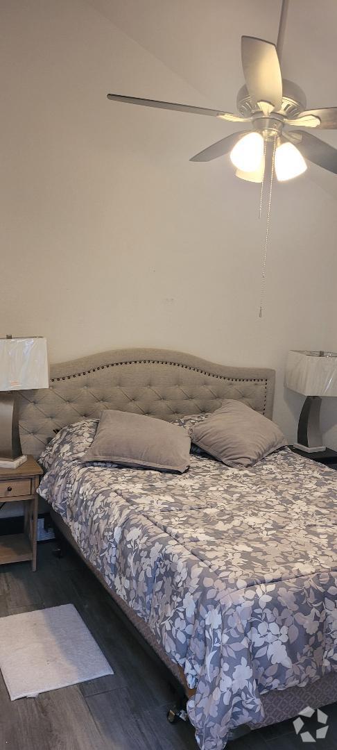 Building Photo - 521 Merriman Dr Unit Semi Furnished apartment