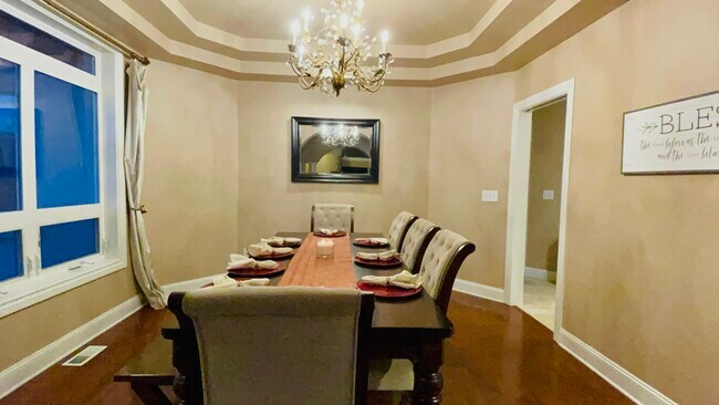 2401 Fox Run