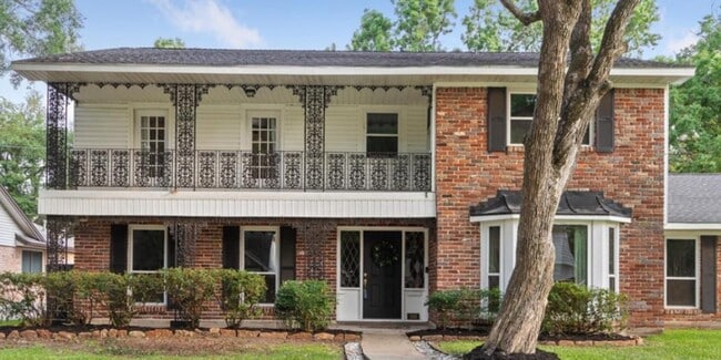 Photo - 326 Bayou View Dr