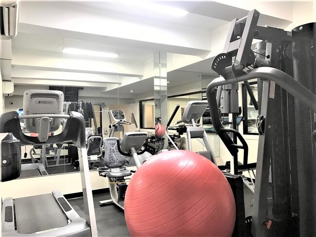 Photo - L at 30th Drive