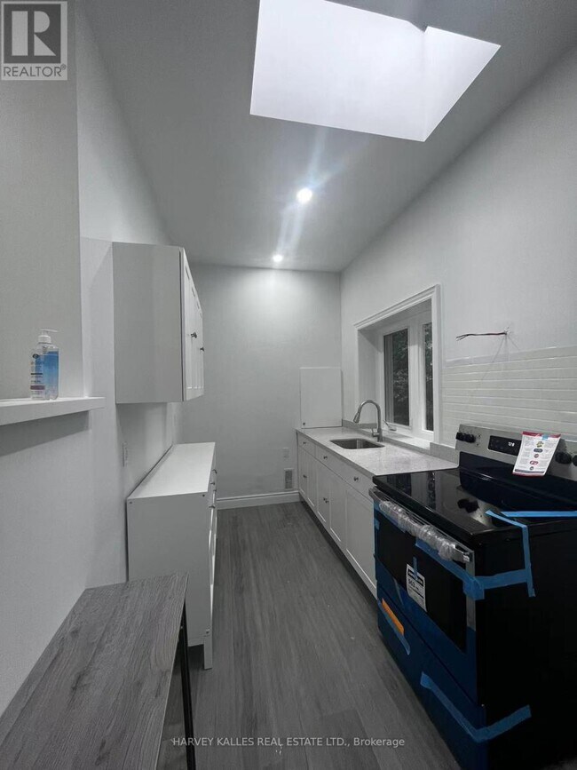 Photo - 59 Hemingway Crescent