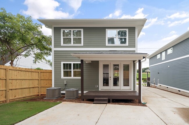 Photo - 136 Faircloth St