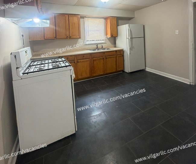 Photo - 4856 Magoun Ave Unit 2F