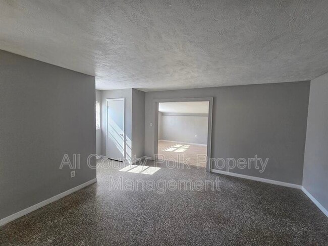 Photo - 2807 Hertha Ave