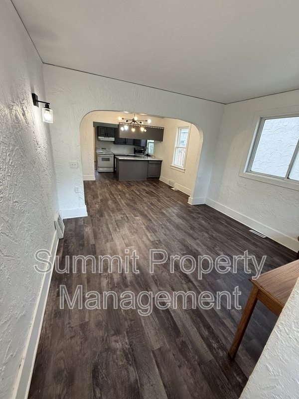 Photo - 514 N French Ave