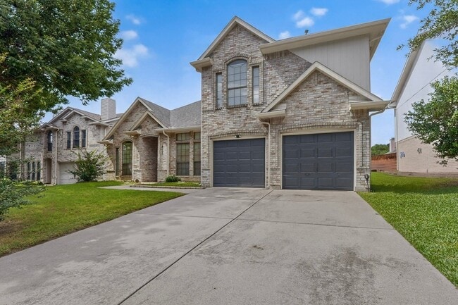 Building Photo - 817 Edmonton Dr