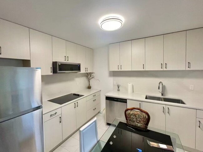 3770 Carson Ct
