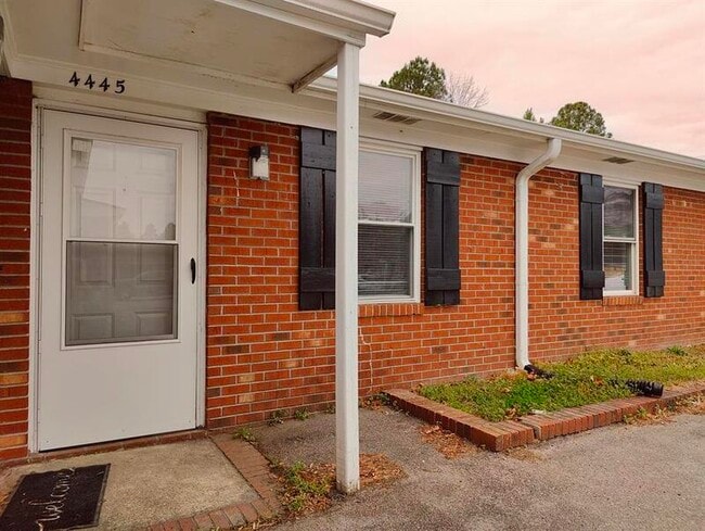 Photo - 4445 Layola Ave