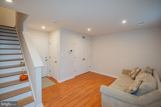 Photo - 34 Coolidge Ave