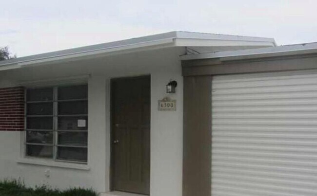 Photo - 6300 SW 41st Pl