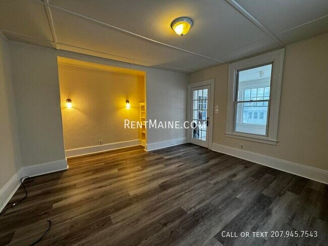 276 Main St Unit 3