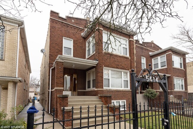 Building Photo - 5414 W Montrose Ave Unit G