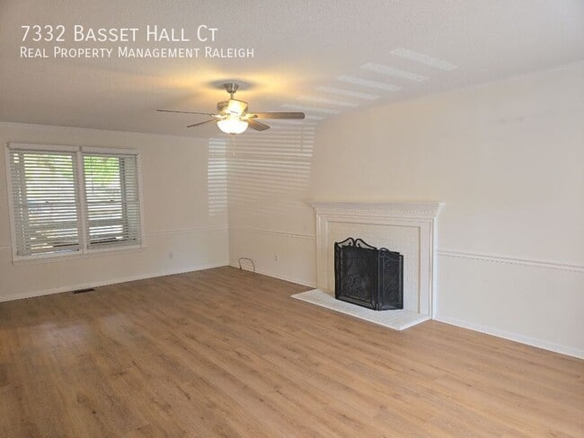 Photo - 7332 Bassett Hall Ct