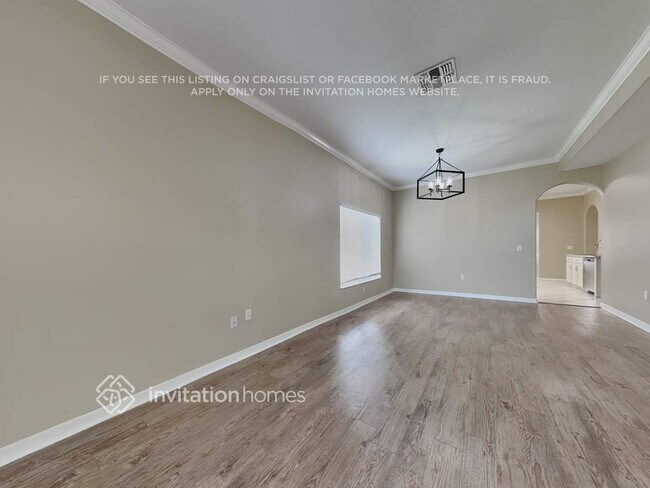 Photo - 401 Ventura Dr