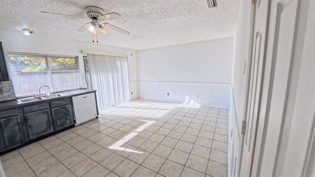 Photo - 301 Gatewood Rd