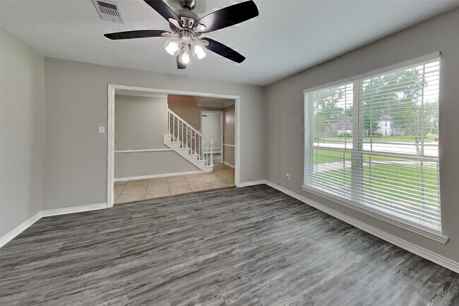 Photo - 18330 Ella Blvd