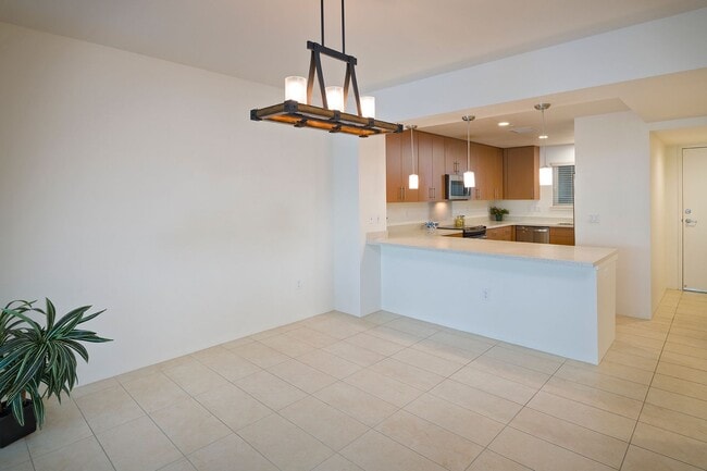 Photo - 2 bedroom 2 bath with 2 covered parking Kailua