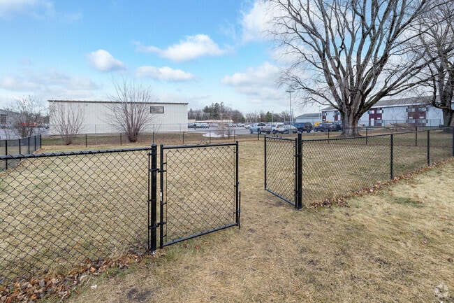 Dog Run - Parkview Place