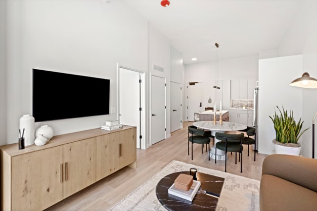 Photo - 1120 W Van Buren St Unidad 1602