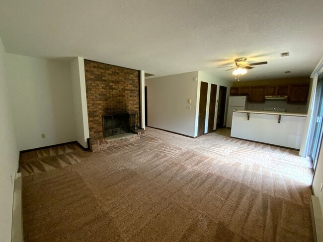 Photo - 421-421 N Shiloh Ave Unit 421