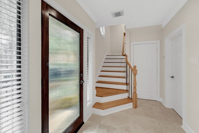 Photo - 2414 Dorrington St Unit A