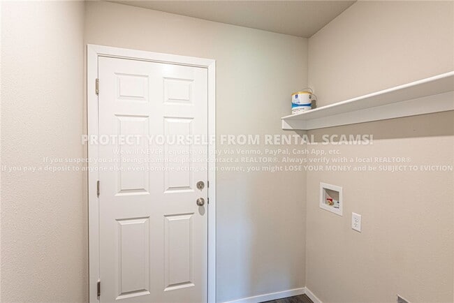 Photo - 1151 E Sparrow Cir