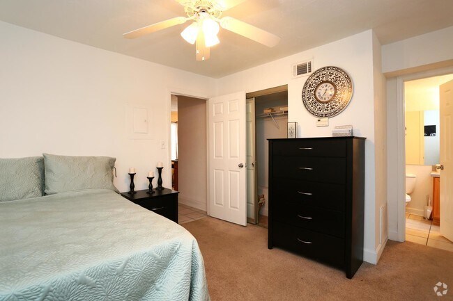 Bedroom 4x4