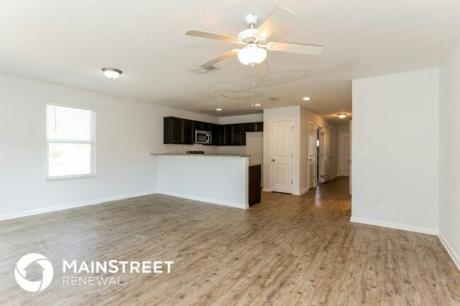 Photo - 522 Eiseman Wy