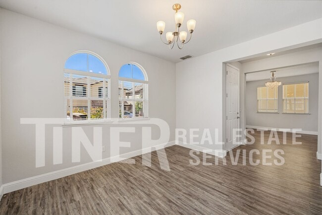 Photo - 203 Rochdale St